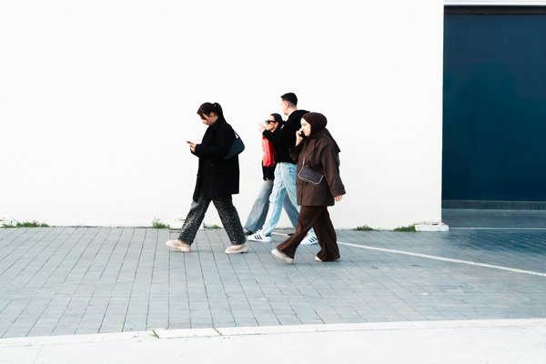 How can real estate developments incorporate smart transportation solutions to enhance connectivity?